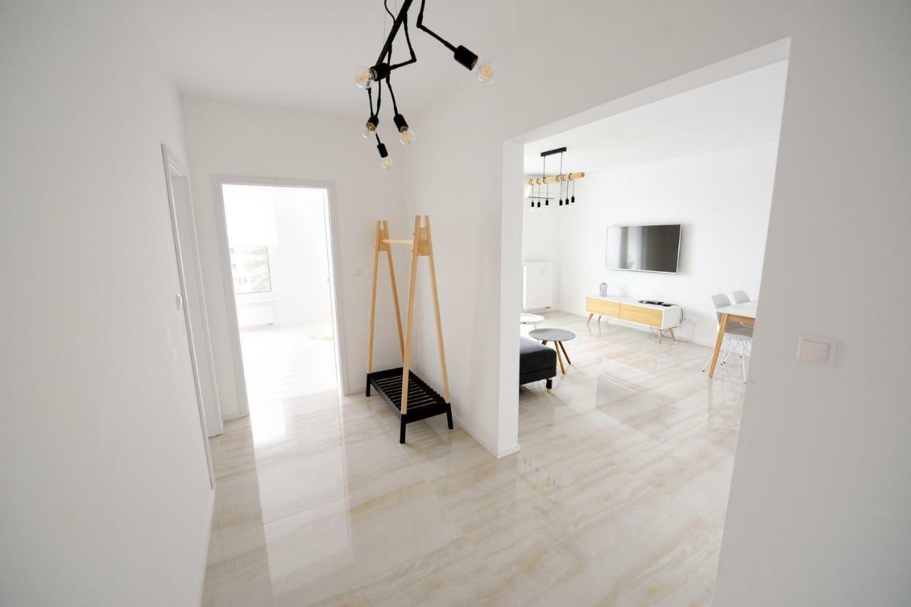 Center Aupark Apartment بييشتِني المظهر الخارجي الصورة